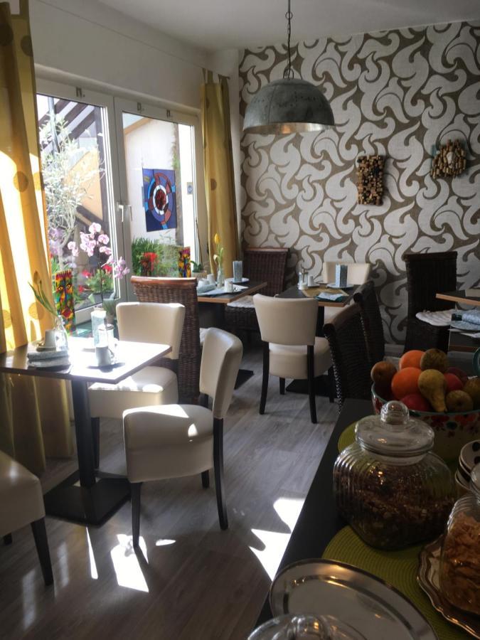 Gaestehaus Klaus Mendig Buitenkant foto