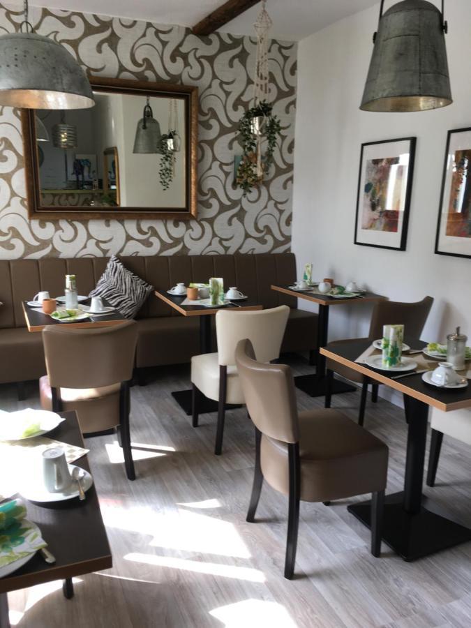 Gaestehaus Klaus Mendig Buitenkant foto